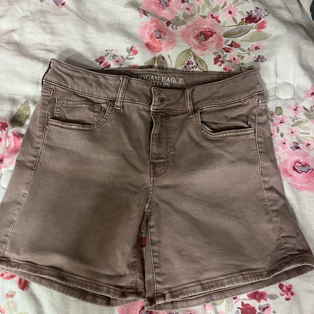American Eagle MIDI shorts